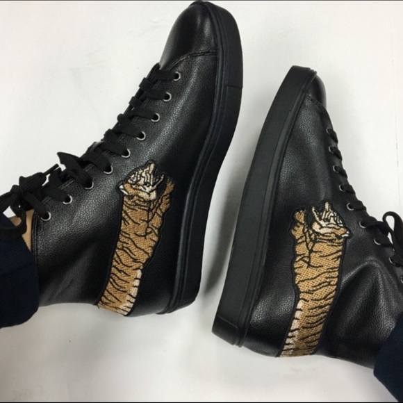 BLACK VEGAN LEATHER SPORTY TIGER SNEAKERS - Picture 4 of 7